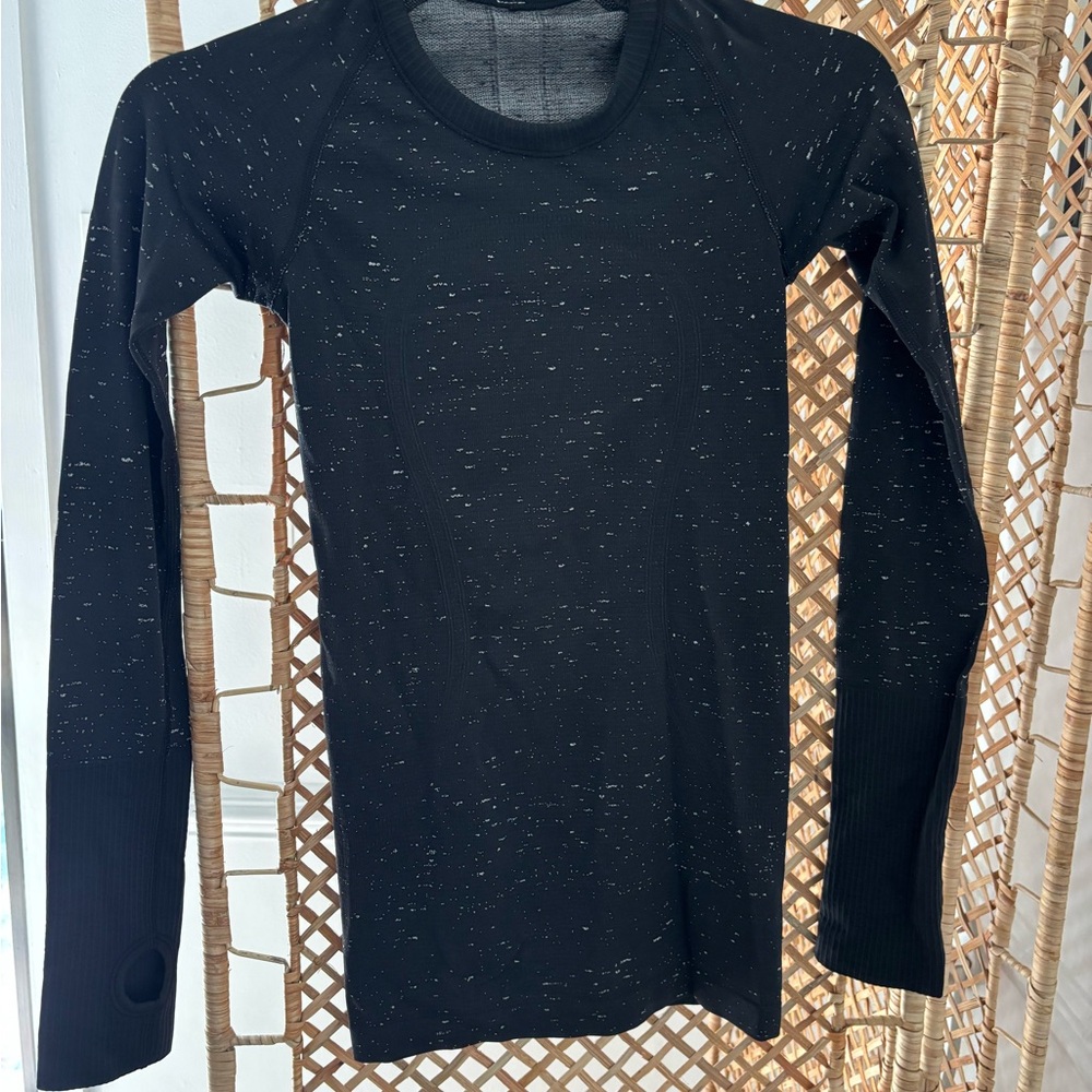 Lululemon Swiftly Tech Long Sleeve